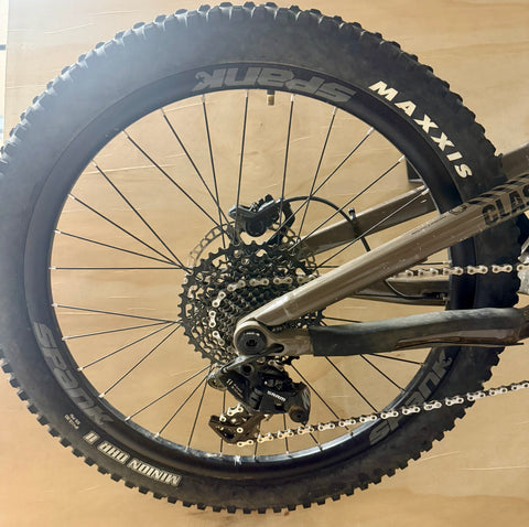 2024 COMMENCAL CLASH 24” Pre-Owned