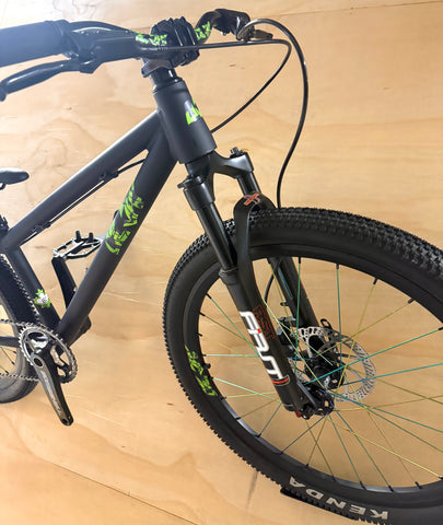 Deejay Dirt jumper