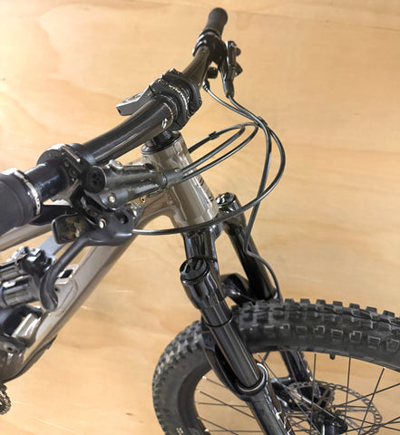 2024 COMMENCAL CLASH 24” Pre-Owned