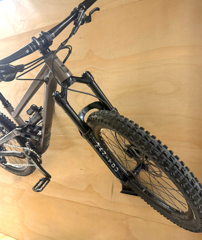 2024 COMMENCAL CLASH 24” Pre-Owned