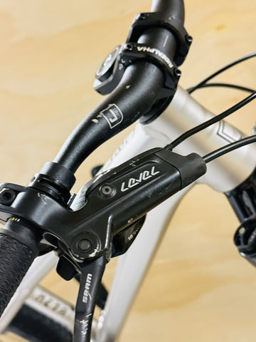 2024 Commencal Kids Meta HT 20 Mountain Bike (Pre-Owned Demo)